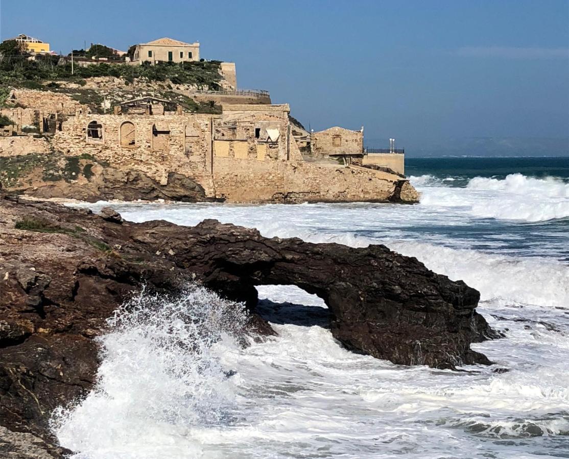 Portopalo Di Capo Passero B&B Casa Del Faro Sanvallero Adults Only المظهر الخارجي الصورة